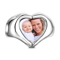 Kişiye Özel Parmak Kalp Fotoğraf Charm – 925 Ayar Gümüş | Anlamlı Hediye