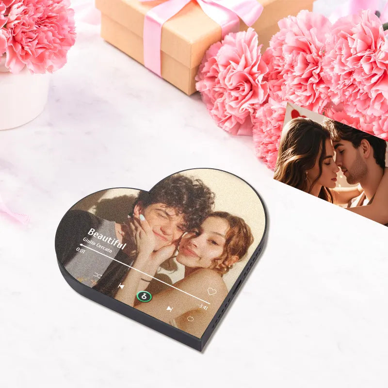 FridgeBeats Çerçeveli Kişiye Özel Müzikli Magnet – Kalp Çerçeveli Albüm Tasarımı
