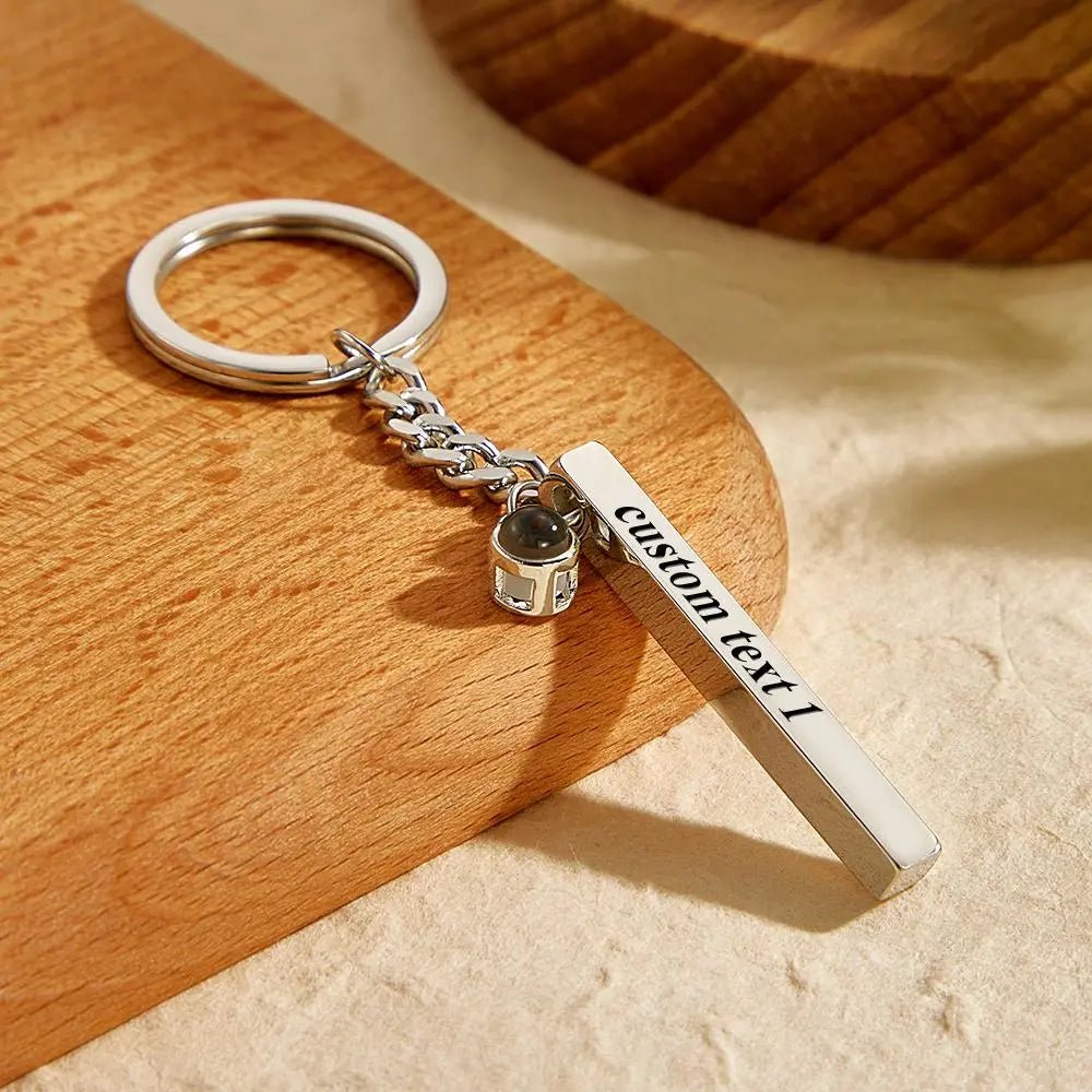 Kişiselleştirilmiş Fotoğraf Projeksiyonlu Anahtarlık - Ona Özel Hediye - OnlineBazaar