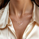 Kişiselleştirilmiş Kalp Şeklinde Ayçiçeği İsim Kolye, Doğum Taşı ile Doğum Günü ve Yıl Dönümü Hediyesi - OnlineBazaar